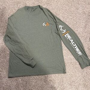 Realtree Men's Olive Green Long Sleeve Logo Tee with Orange Accent